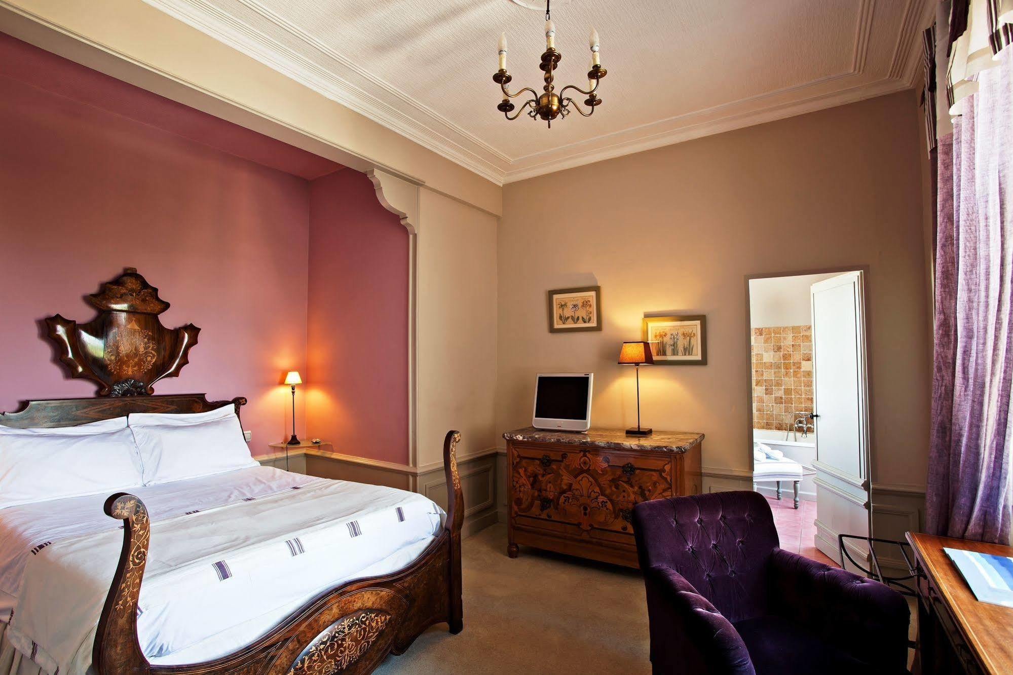 Chateau De Rochegude Habitación foto